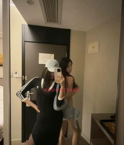 Profile Image of Perth Escort Mira and Mina 