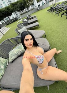 Profile Image of Brisbane Escort Mina