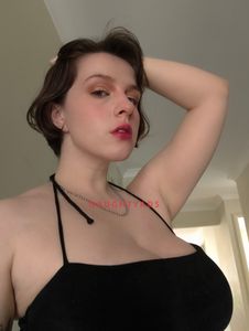 Profile Image of Brisbane Escort Miss Honey Ginger