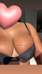 Profile Image of Brisbane Escort MissAriRose 