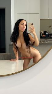 Profile Image of Brisbane Escort Nil
