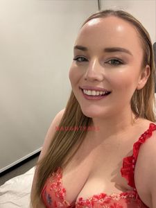 Profile Image of Brisbane Escort Nina Hart