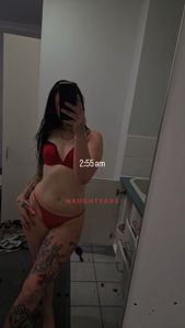 Profile Image of Brisbane Escort Paris