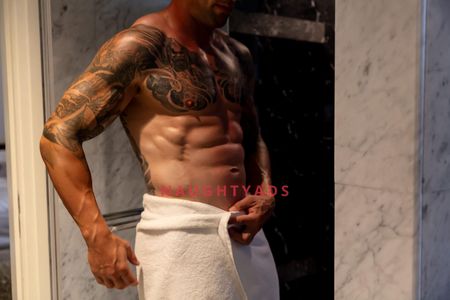 Profile Image of Brisbane Male Escort Chase adams