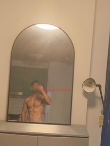 Profile Image of Brisbane Male Escort Damian