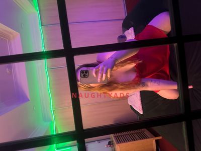Profile Image of Cairns Escort Rosie 