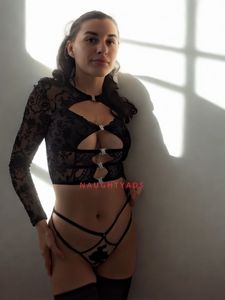 Profile Image of Canberra Escort Paige Ryan
