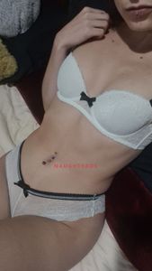Profile Image of Canberra Escort Vivie 0485 884 860