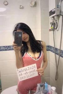 Profile Image of Tamworth Escort selina tamworth