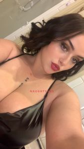 Profile Image of Curlewis Escort McKenzie 