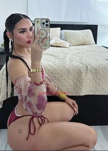 Profile Image of Perth Escort Julia