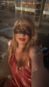 Profile Image of Geelong Escort Blondebomb01