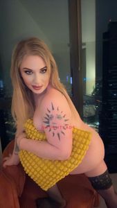 Profile Image of Geelong Escort Vixen  Blonde 