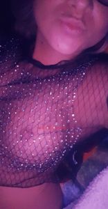 Profile Image of Cairns Escort April Stone