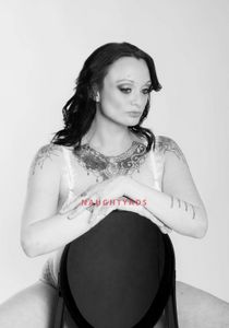 Profile Image of Gold Coast Escort Raw rose xxx