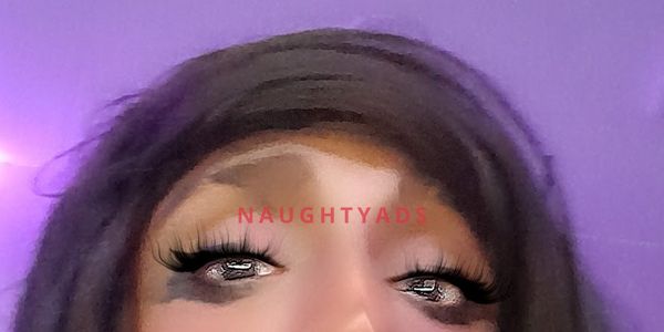 Profile Image of Brisbane Trans Escort Danni Bisexual Versatile Trans for All