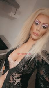 Profile Image of Gold Coast Trans Escort Mistress Dee