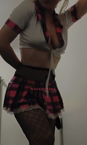 Profile Image of Lakes Entrance Escort Vivian