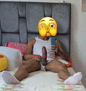Profile Image of Sydney Male Escort Camilo