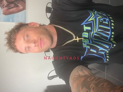 Profile Image of Sunshine Coast Male Escort Ryan