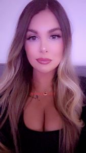 Profile Image of Melbourne Escort Ari