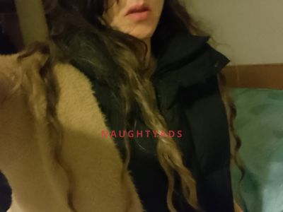 Profile Image of Melbourne Escort Amira