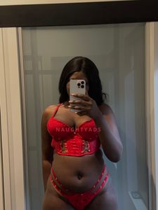 Profile Image of Melbourne Escort Cherry