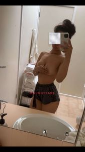 Profile Image of Melbourne Escort Ella fox