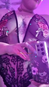 Profile Image of Melbourne Escort Elle