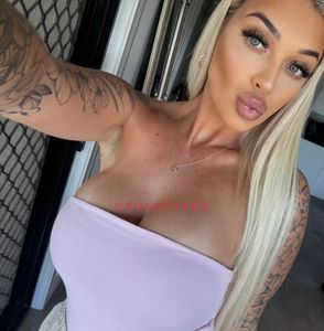 Profile Image of Melbourne Escort HOT BABES FROM 18 to 25