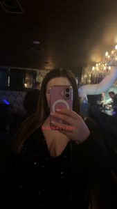 Profile Image of Melbourne Escort Isabella