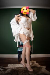 Profile Image of Melbourne Escort Kelly Cruz