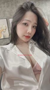 Profile Image of Melbourne Escort Maya