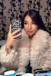 Profile Image of Melbourne Escort Mira