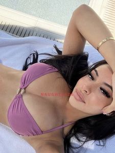 Profile Image of Melbourne Escort Monica