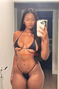 Profile Image of Melbourne Escort Naomi Fox 