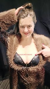 Profile Image of Melbourne Escort Sarah Robbins