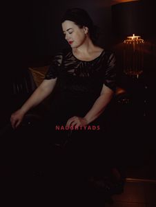 Profile Image of Melbourne Escort Sarah Robbins