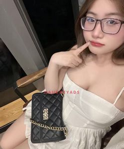 Profile Image of Melbourne Escort Sarah_