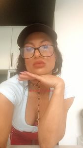 Profile Image of Melbourne Escort Sofia Vuitton
