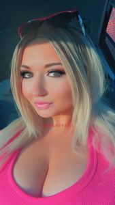 Profile Image of Melbourne Escort Taylah Pasadena