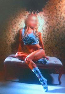 Profile Image of Melbourne Escort Taylor Banks 