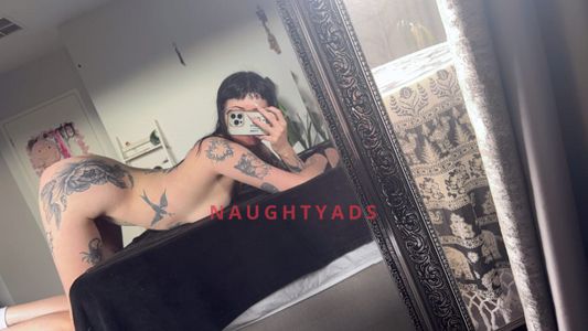 Profile Image of Melbourne Escort Violet 