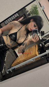 Profile Image of Melbourne Escort Violet 