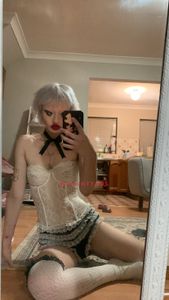 Profile Image of Melbourne Escort Violet 
