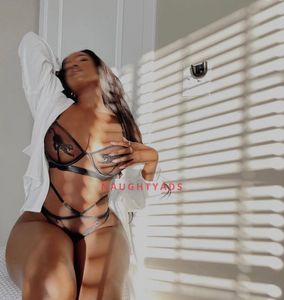 Profile Image of Gold Coast Escort Cassie