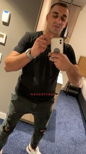 Profile Image of Melbourne Male Escort Chaz