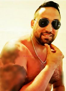 Profile Image of Melbourne Male Escort Marcus Tarazon