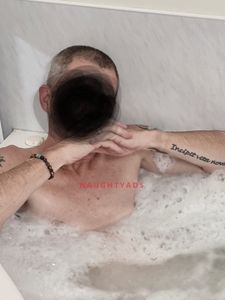 Profile Image of Melbourne Male Escort Mature Escort for ladies . Very experienced, fun, selfless and sensual!