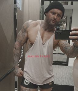 Profile Image of Melbourne Male Escort Ryanhartxxx 